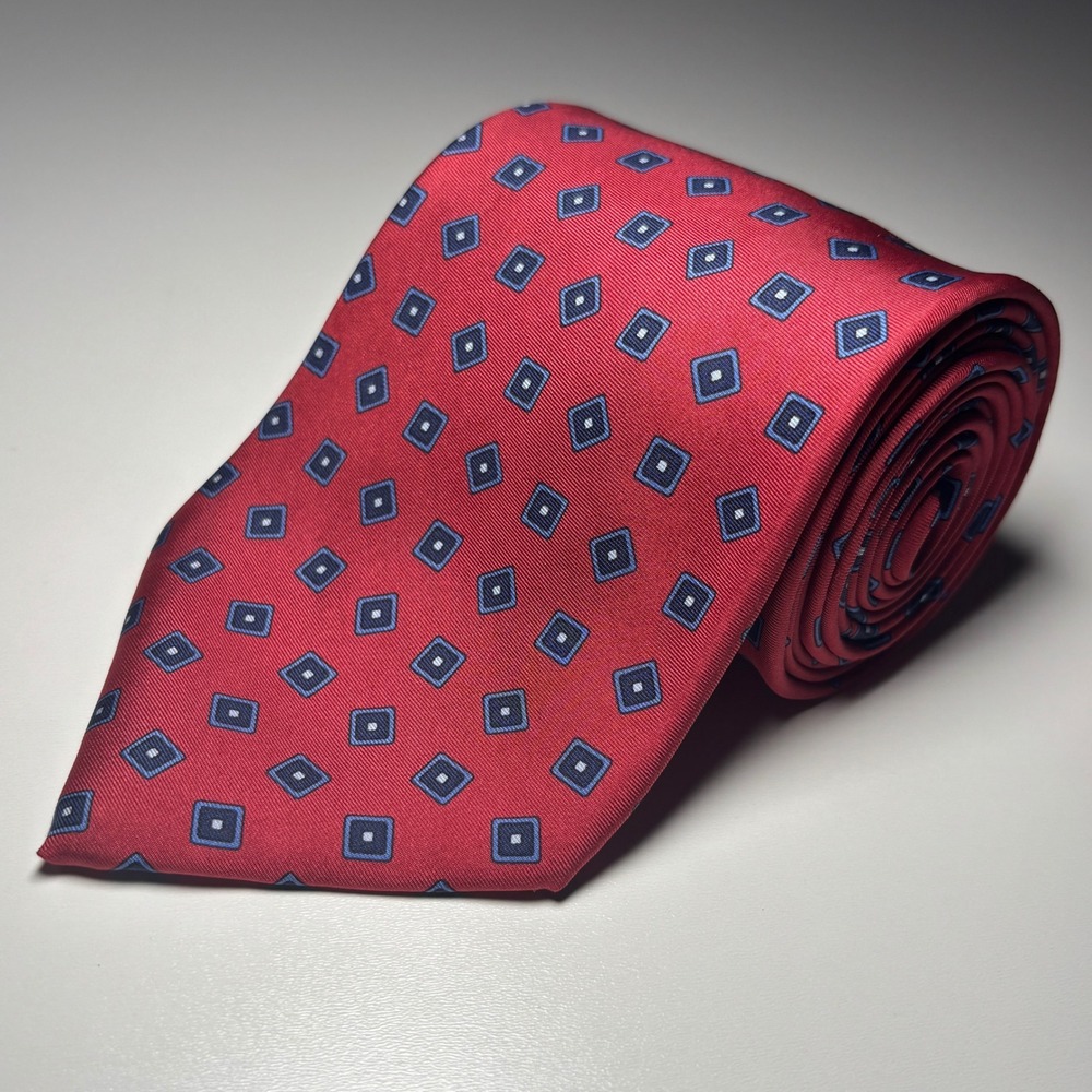 Brooks Brothers Geometric Red Square‎ Silk Necktie Makers Tie Made in USA